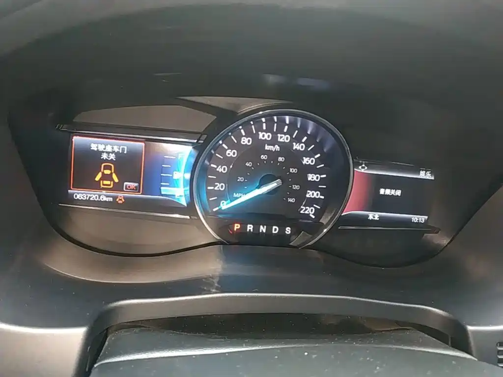 Ford Explorer (Import) — миниатюра 12