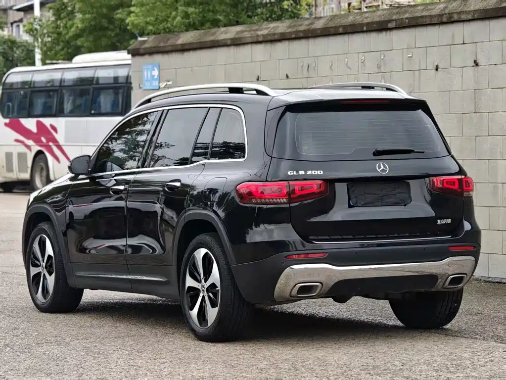 Mercedes-Benz GLB — миниатюра 6