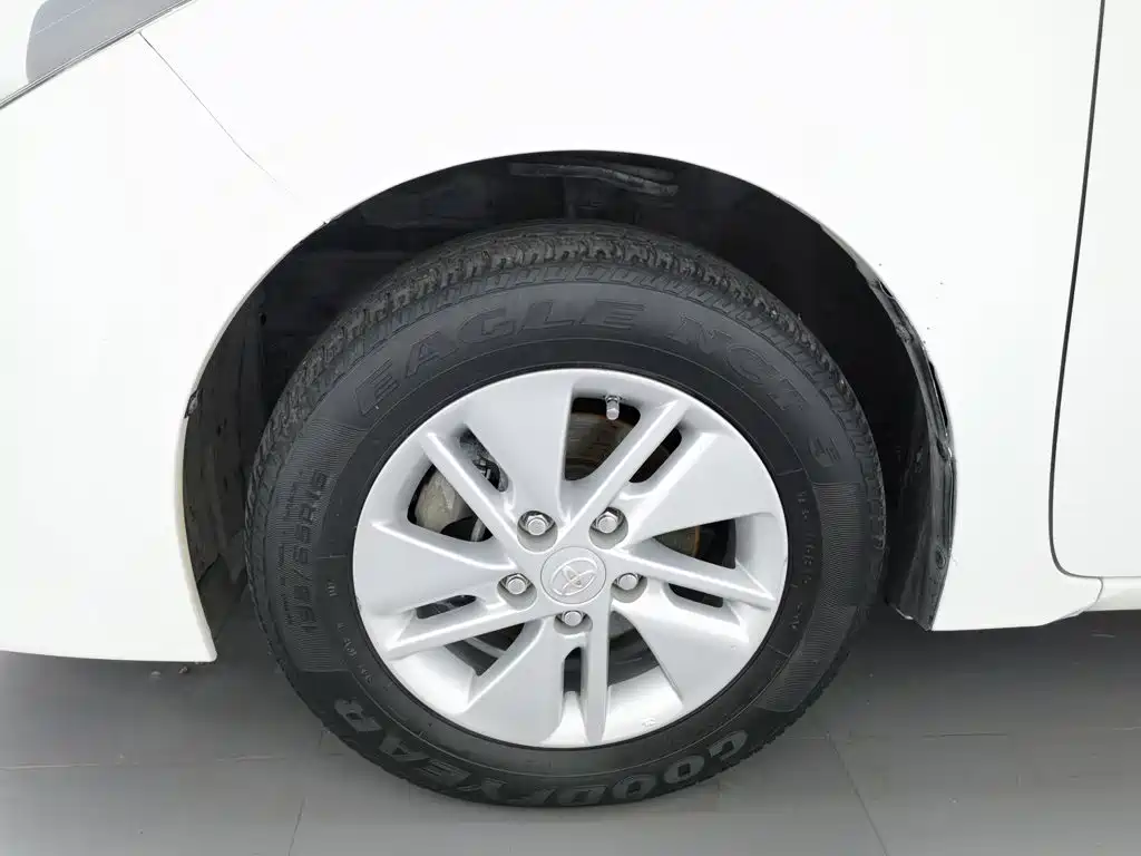 Toyota Corolla — миниатюра 17