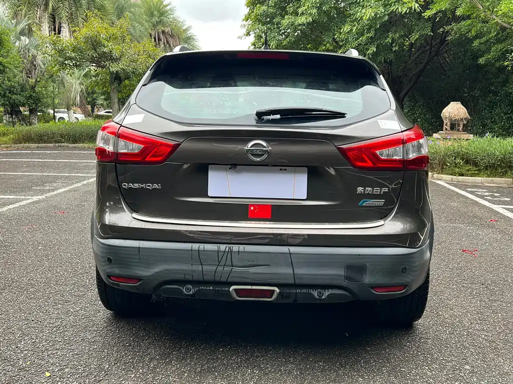 Nissan Qashqai — миниатюра 8