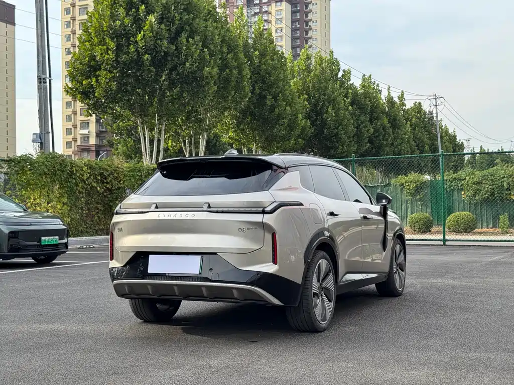 Lynk & Co 08 EM-P — миниатюра 5