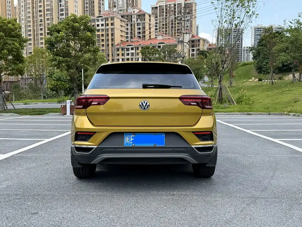 Volkswagen T-Roc — миниатюра 3