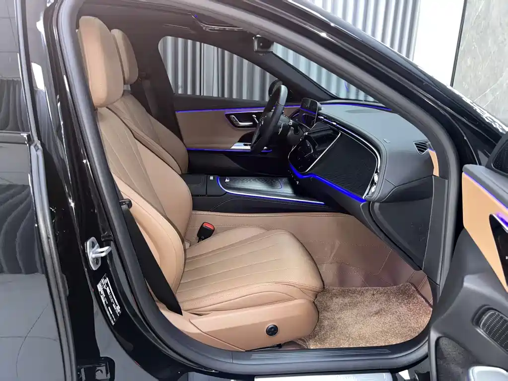 Mercedes-Benz E-Class (Import) — миниатюра 8