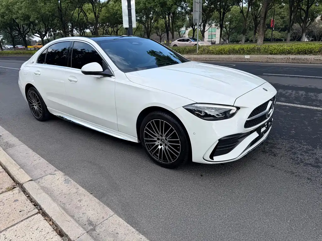 Mercedes-Benz C-Class — миниатюра 3