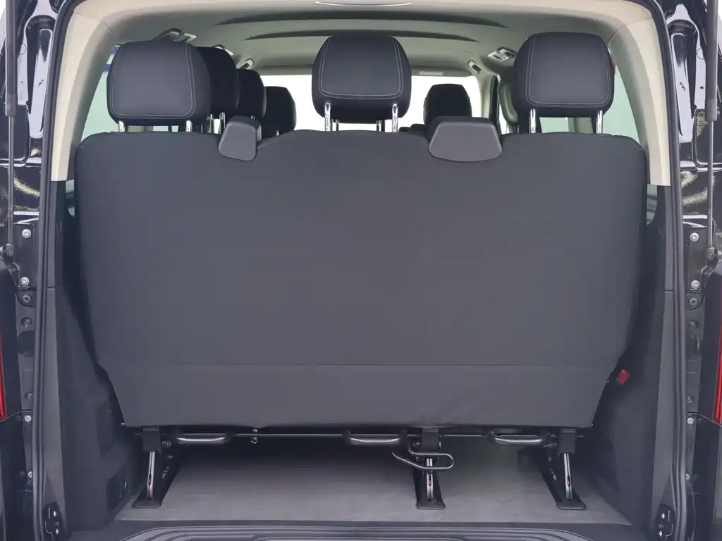 Mercedes-Benz Vito — миниатюра 23