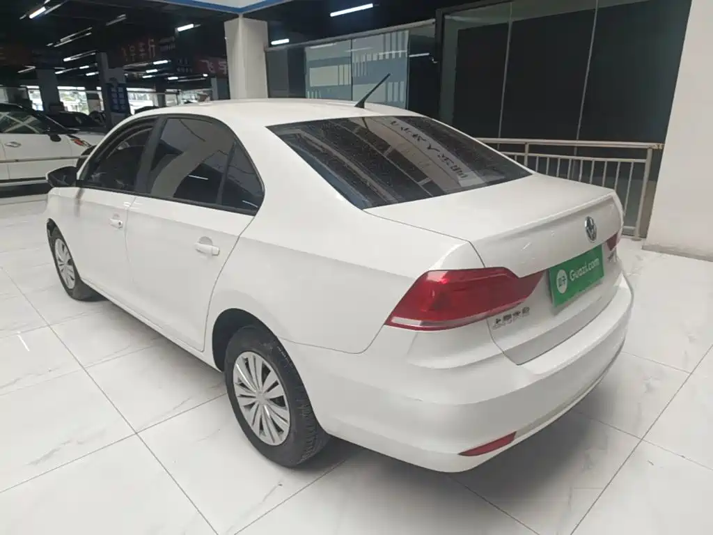 Volkswagen Santana — миниатюра 5