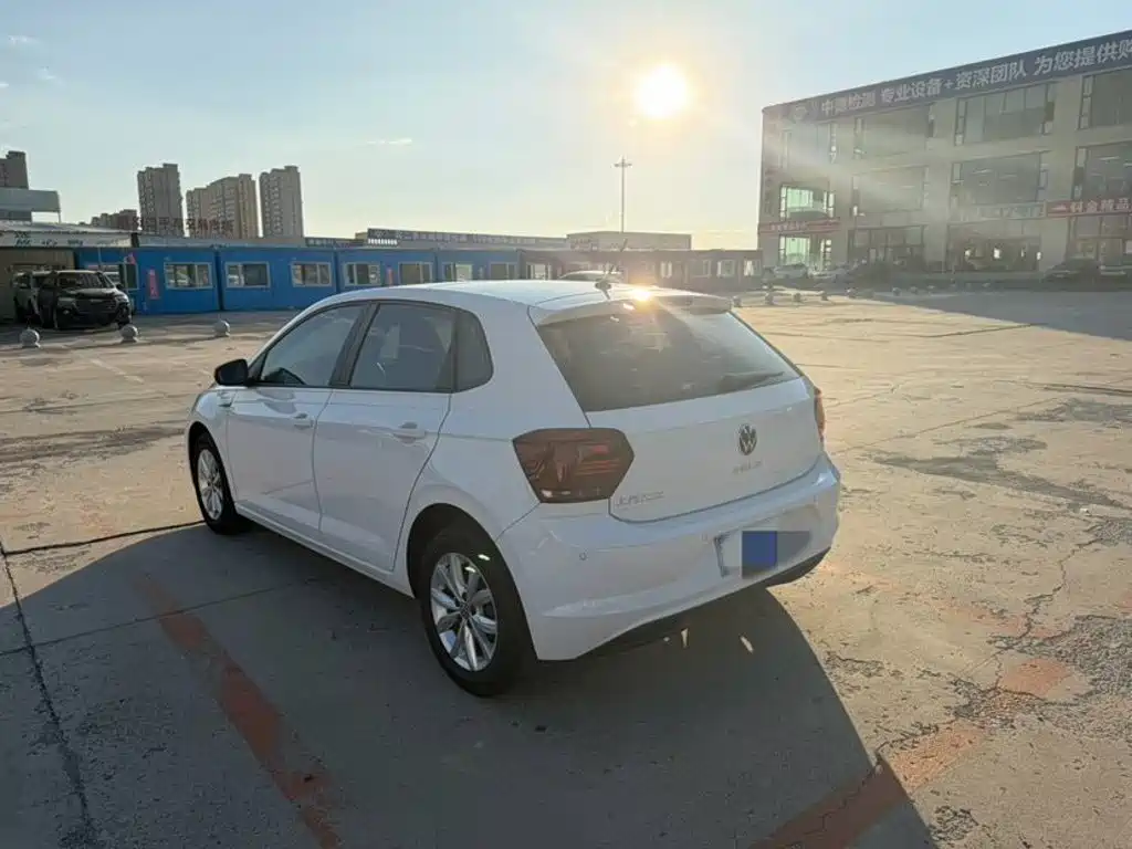 Volkswagen Polo — миниатюра 6