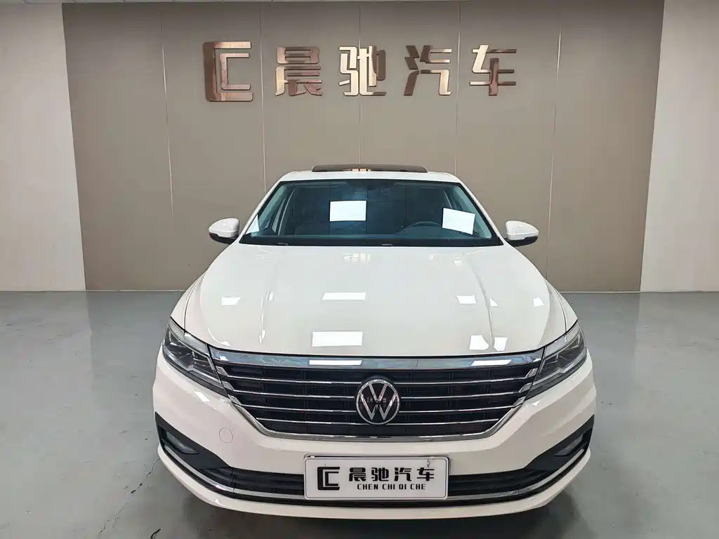 Volkswagen Lavida — миниатюра 2