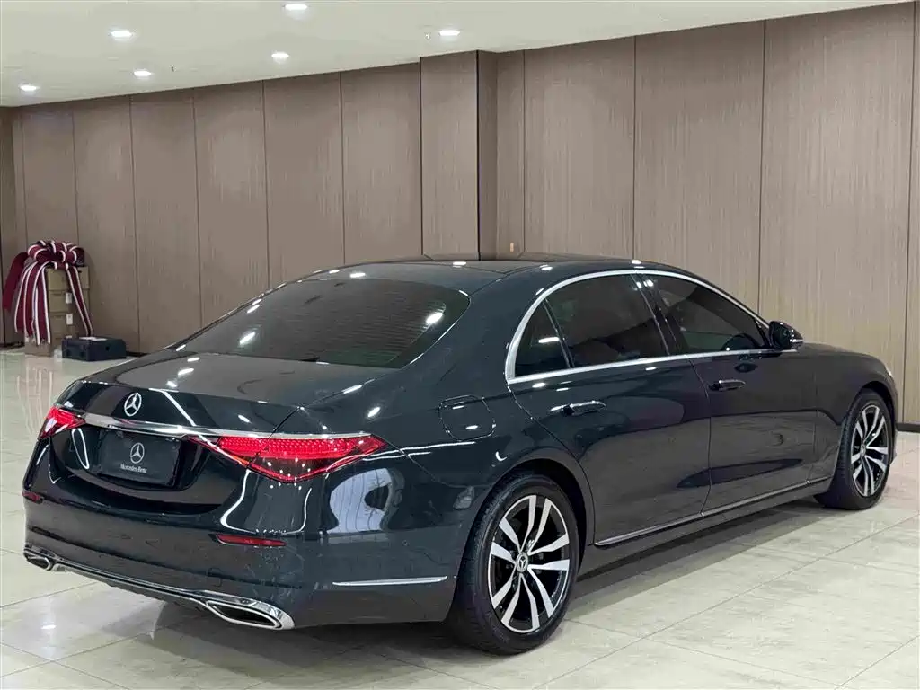Mercedes-Benz S-Class — миниатюра 6