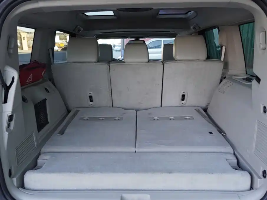 Jeep Commander Classic — миниатюра 10