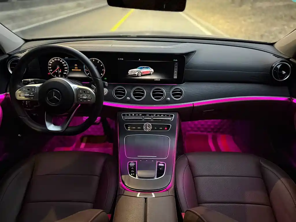 MERCEDES-BENZ E CLASS