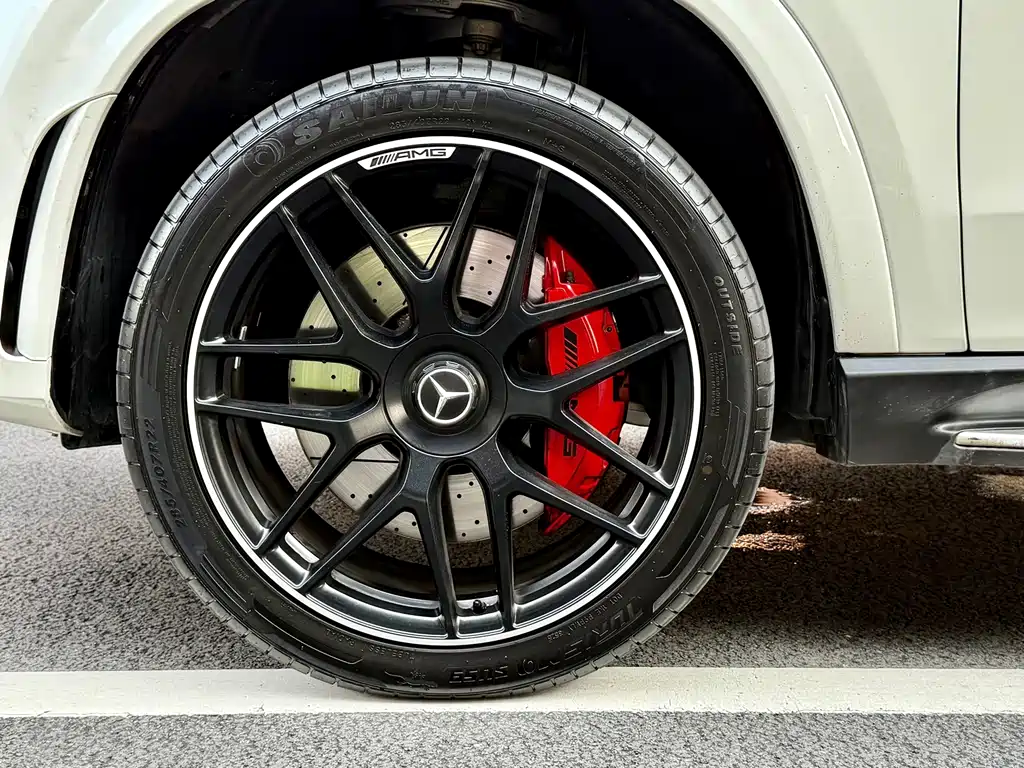 Mercedes-Benz GLE AMG — миниатюра 8