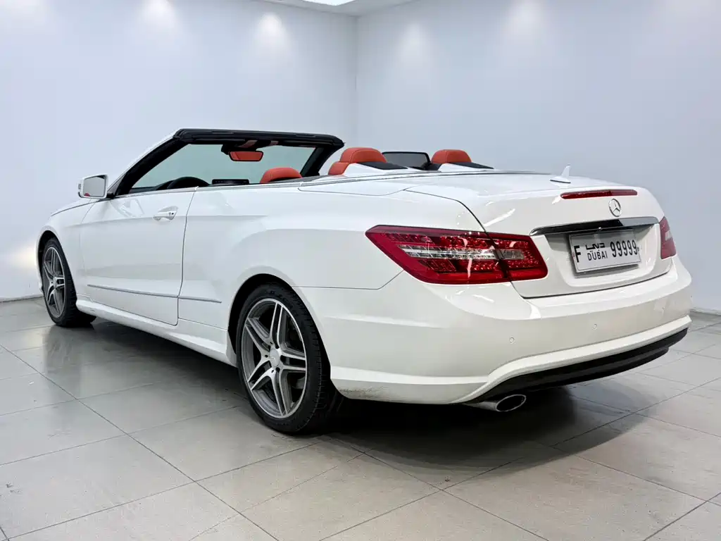 Mercedes-Benz E-Class (Import) — миниатюра 12
