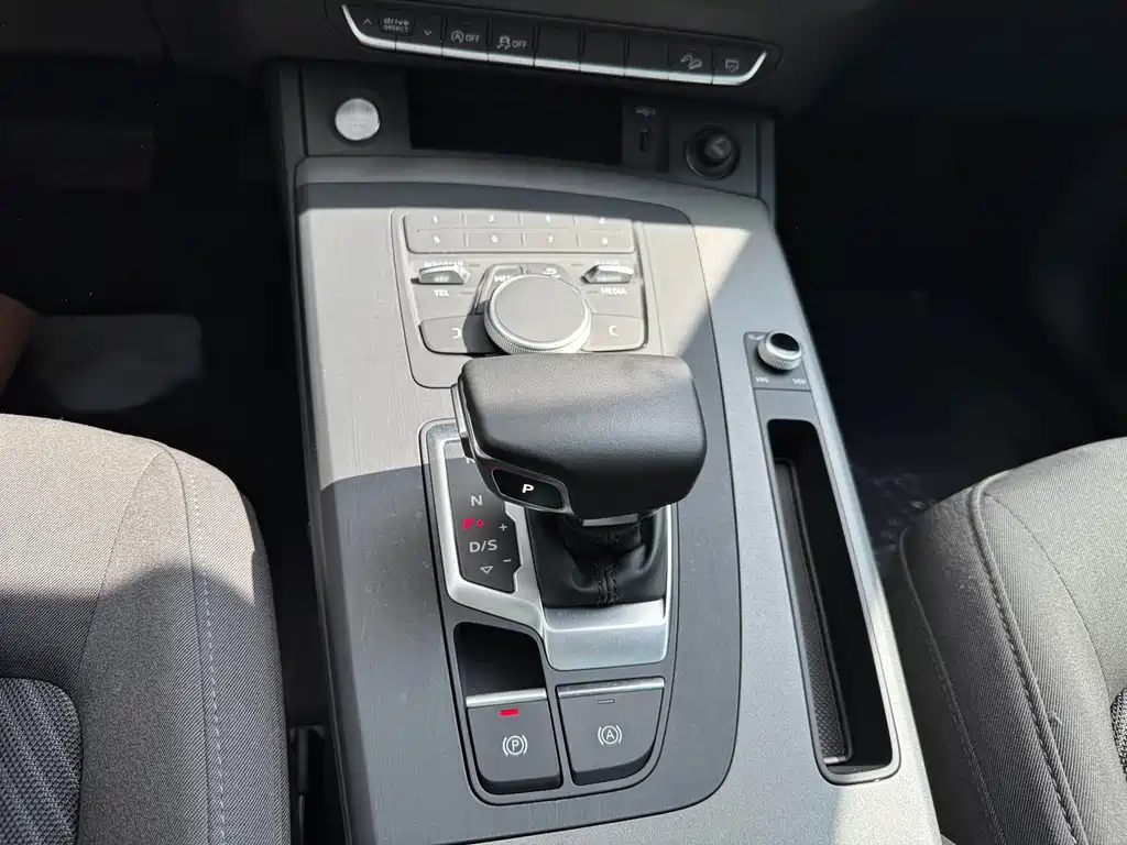 Audi Q5L — миниатюра 17