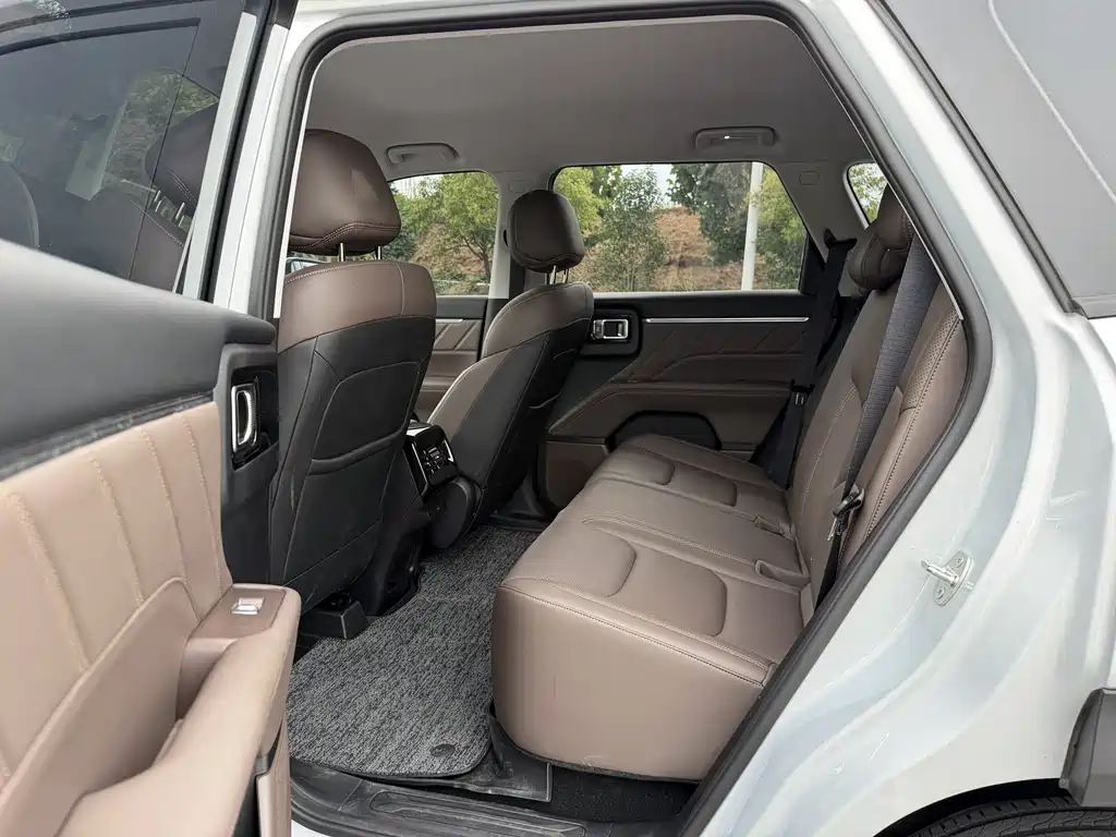 Wuling Xingguang 560 New Energy — миниатюра 9