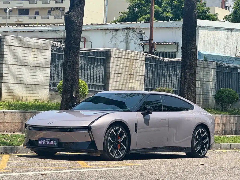 XPENG P7