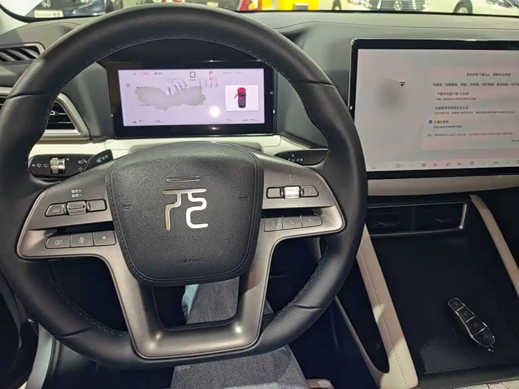 BYD Yuan UP — миниатюра 11