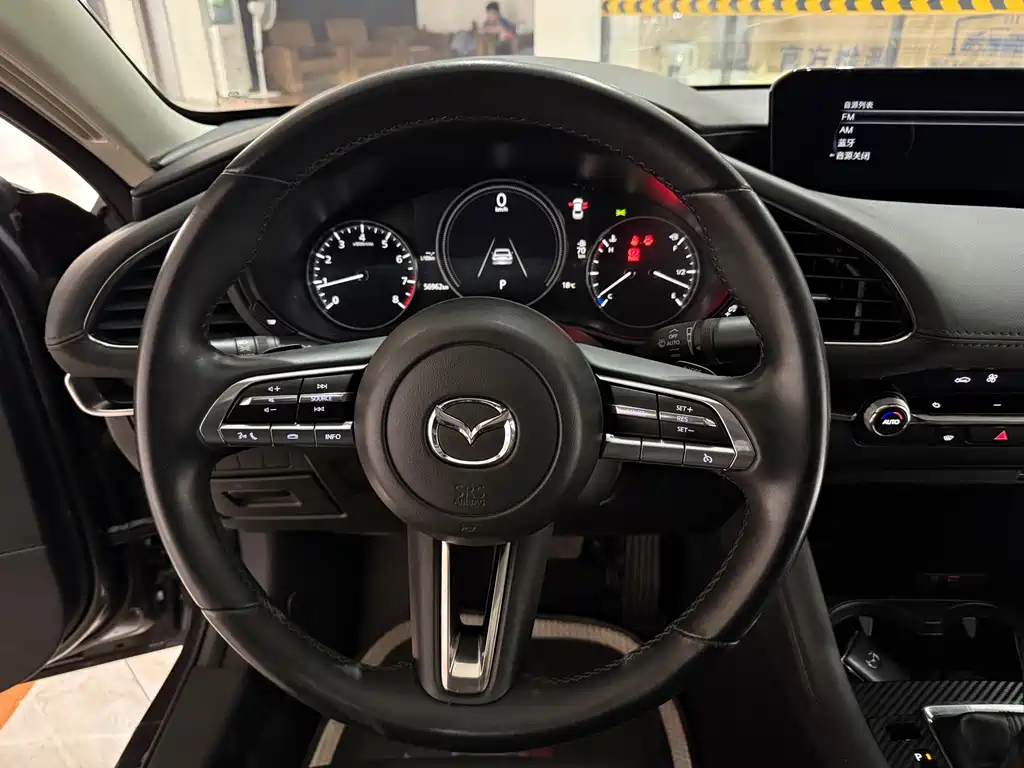 Mazda 3 Axela — миниатюра 13