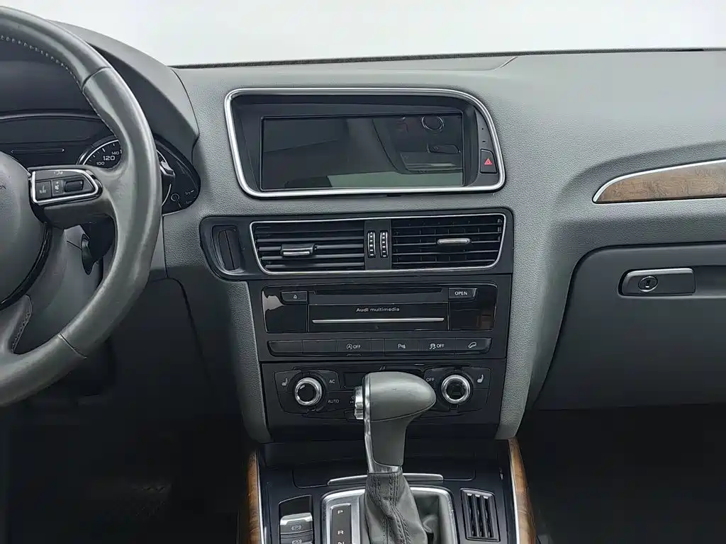 Audi Q5 — миниатюра 12