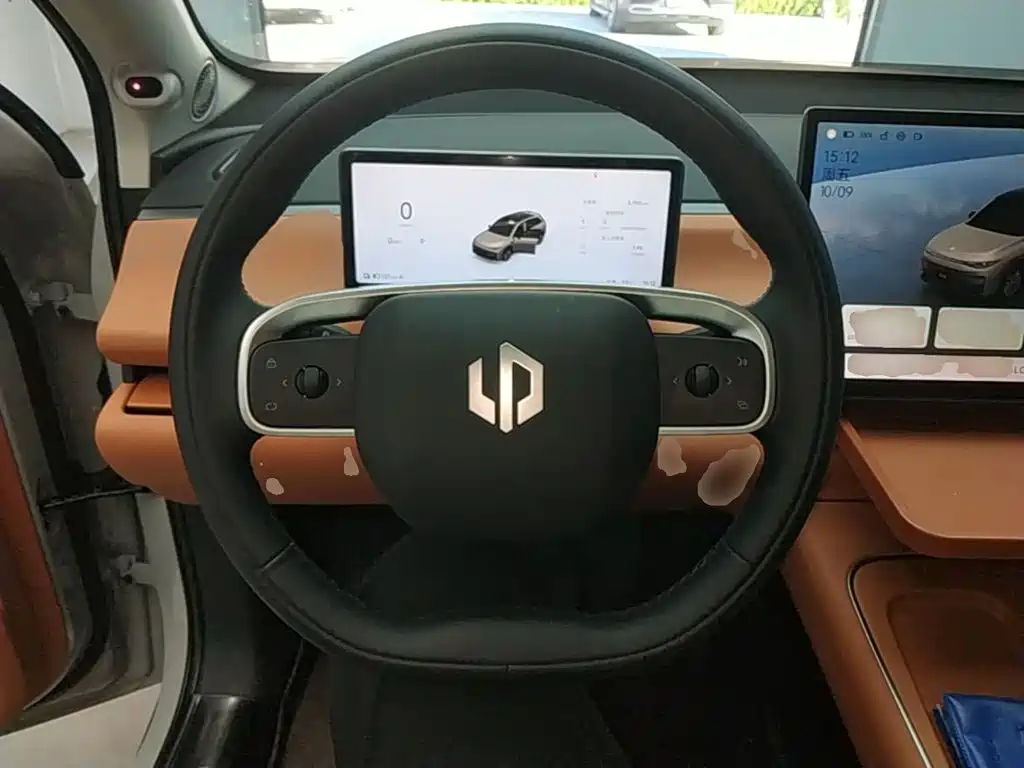 Leapmotor Leapmotor C10 — миниатюра 11