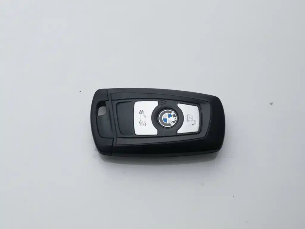 BMW 3 Series — миниатюра 19