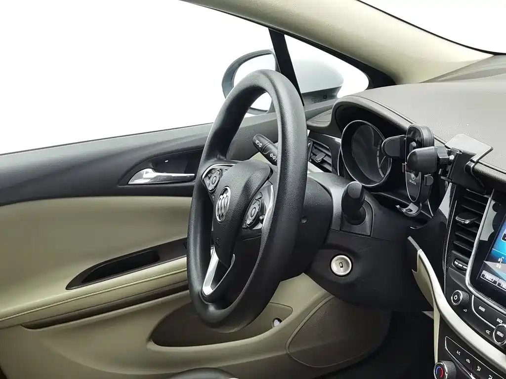 Buick Verano — миниатюра 22