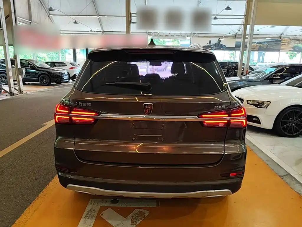 Roewe RX5 — миниатюра 6