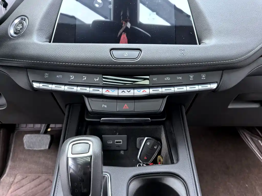 Cadillac XT4 — миниатюра 14