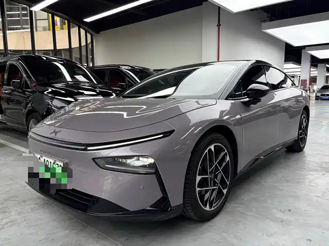 2025 Xpeng P7