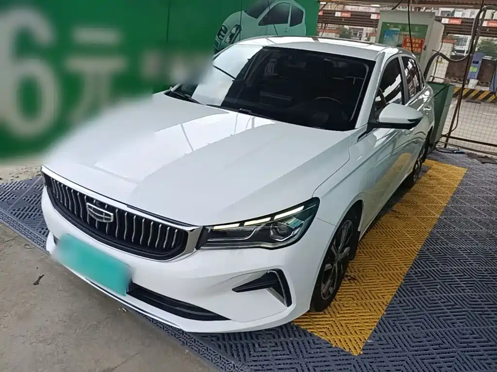 Geely Emgrand — миниатюра 2
