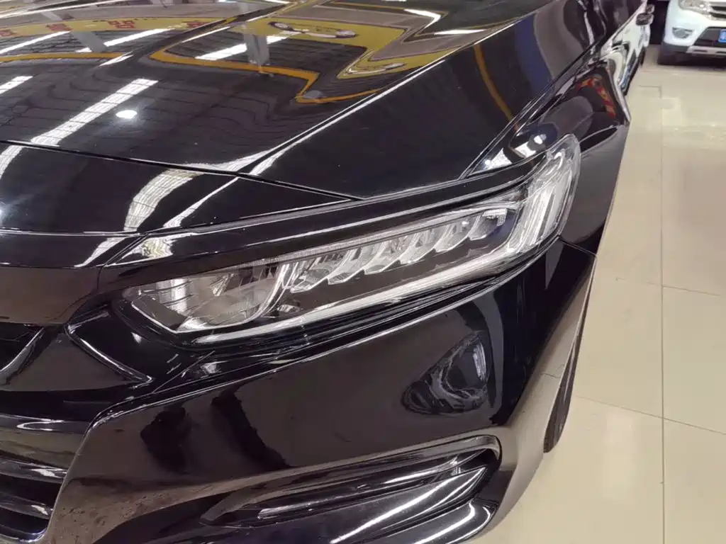 Honda Accord — миниатюра 24