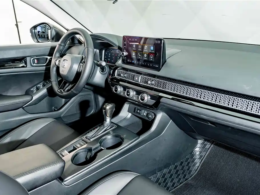Honda Civic — миниатюра 17