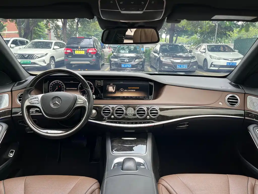 Mercedes-Benz S-Class — миниатюра 14