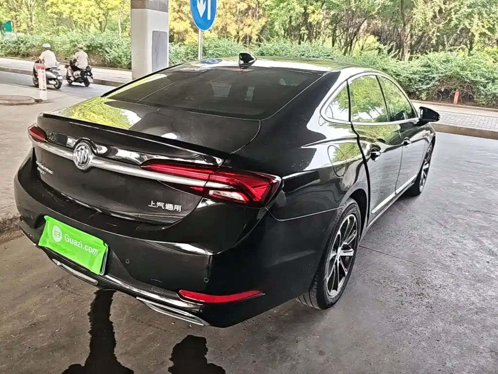 Buick LaCrosse — миниатюра 7
