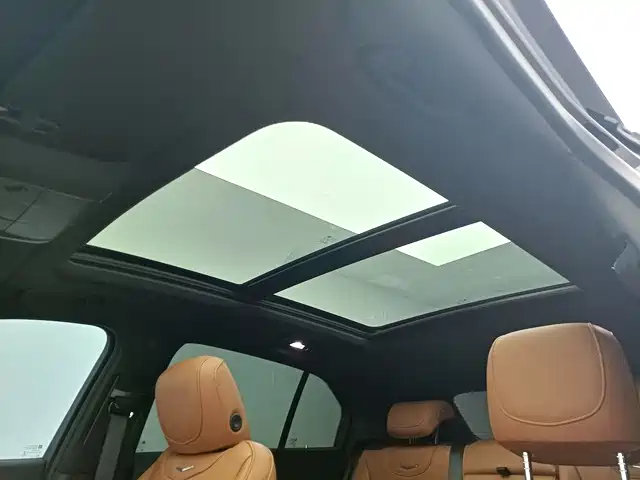 Cadillac XT4 — миниатюра 8