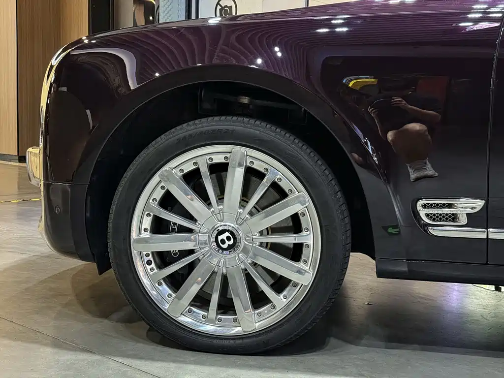 Bentley Mulsanne — миниатюра 6
