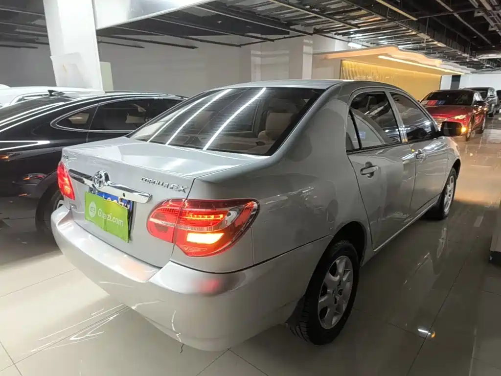 Toyota Corolla — миниатюра 7