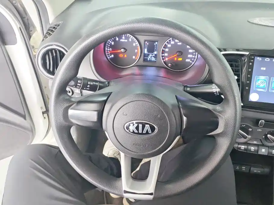 Kia Huanchi — миниатюра 15