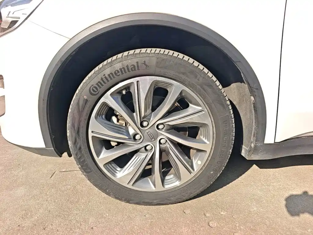 Geely Jia Ji — миниатюра 23