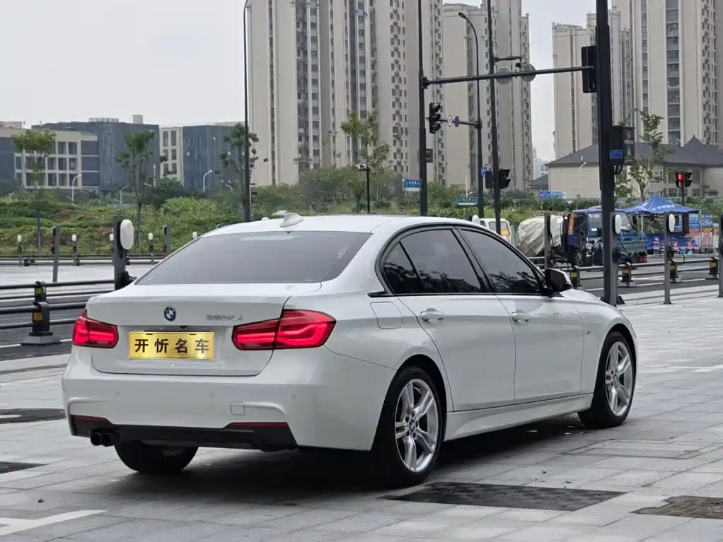 BMW 3 Series — миниатюра 5