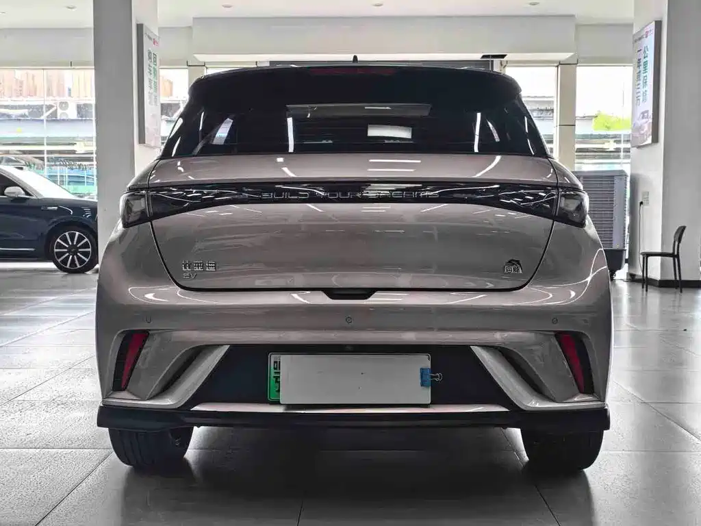 BYD Dolphin — миниатюра 13