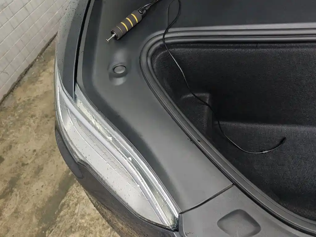 Tesla Model S — миниатюра 21