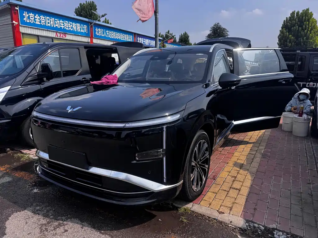 Wuling Xingguang L — миниатюра 5