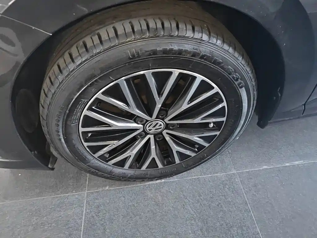 Volkswagen Sagitar — миниатюра 23