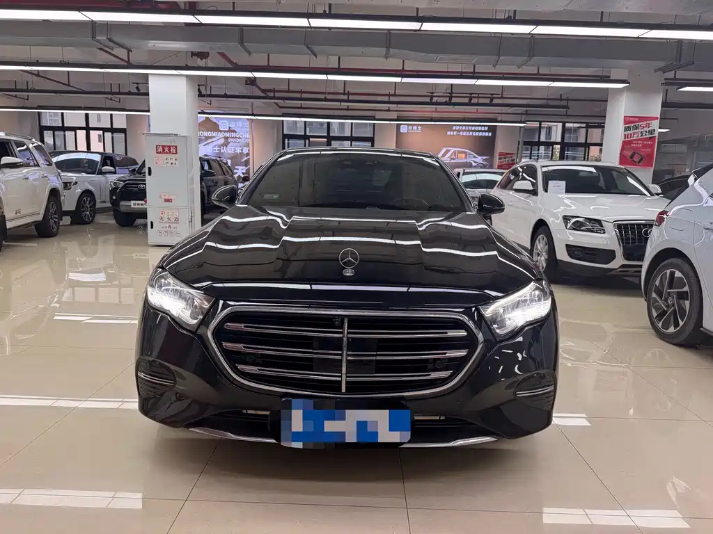 Mercedes-Benz E-Class — миниатюра 3