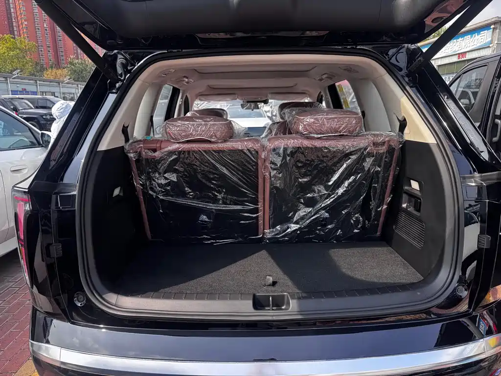 Wuling Xingguang L — миниатюра 19
