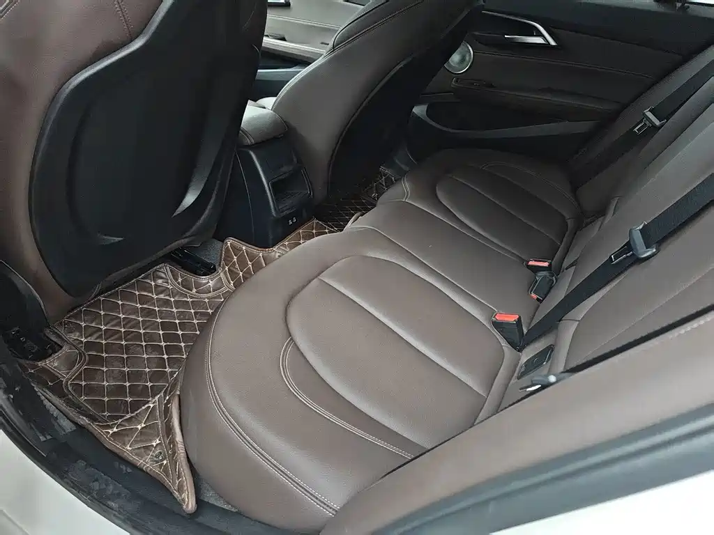 BMW 1 Series — миниатюра 10