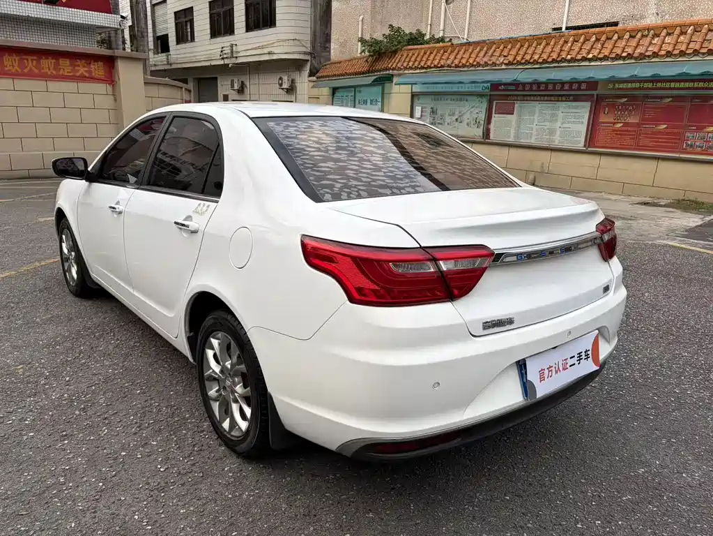 Geely Vision — миниатюра 7