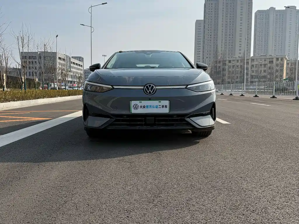 VOLKSWAGEN ID.7 VIZZION