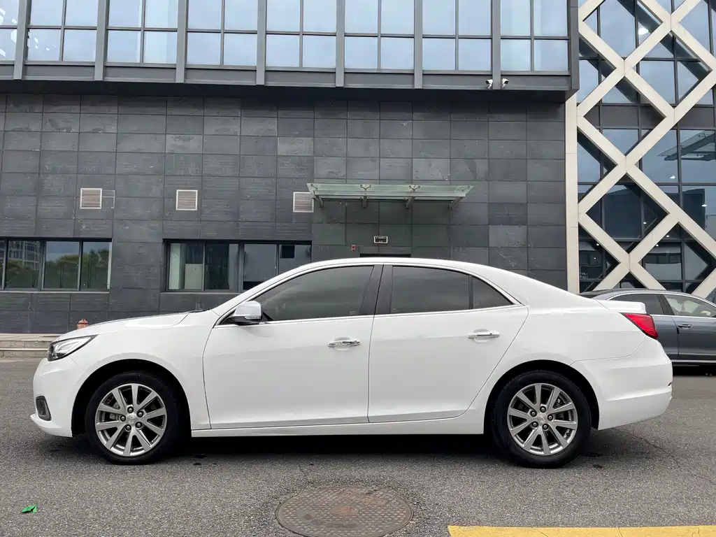 Chevrolet Malibu — миниатюра 5